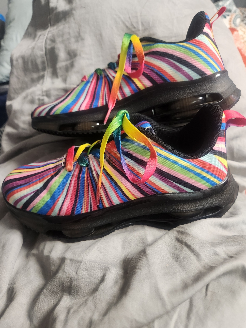 Fashion Bug Rainbow Stripe Sneakers - 6.5 (37) Multicolor
